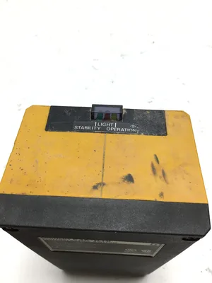 Omron E3K-R10K4 Photoelectric Switch 42/240VAC 24/240VDC