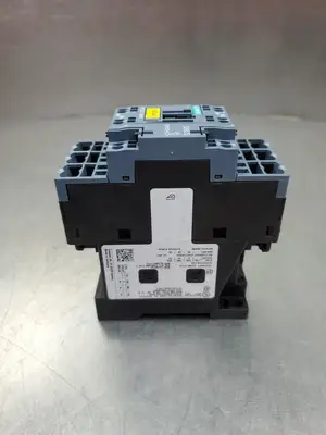 SIEMENS 3RT2027-2BB40 SIRIUS CONTACTOR. 4D-46