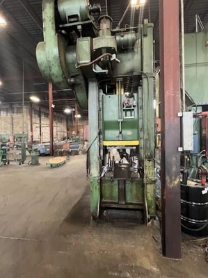 USED NIAGARA NIAGARA SC1-200-30-36 PRESS