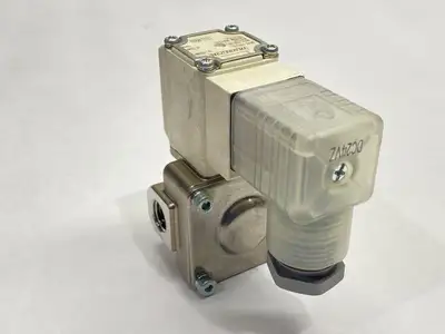 VXD235DZ2AE | SMC  Pneumatic 2-Way Media Valve 1/4" NPT - New – Open box