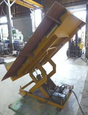 6000 Lb. ECOA Hydraulic Lift/Tilt Table, 60" x 65" Platform, 10" Lowered, Pendant