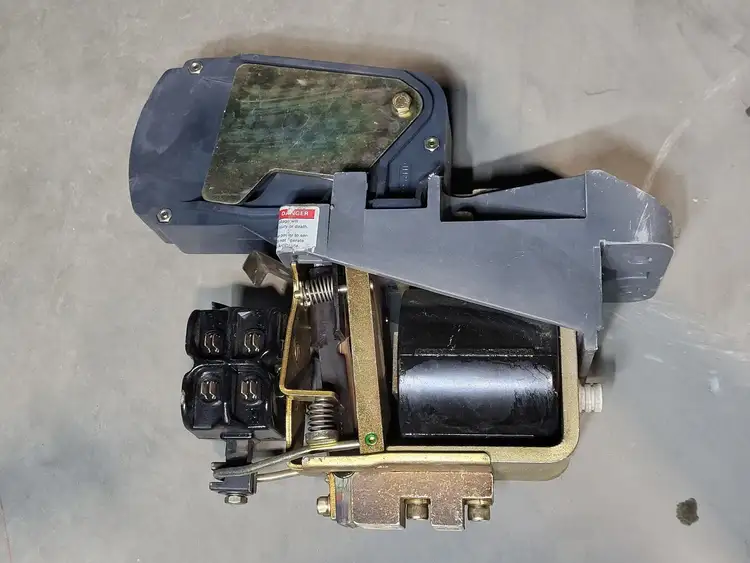 Used SIEMENS 14-193-100-583 Switchgears British Columbia CA | Lenmark #367221