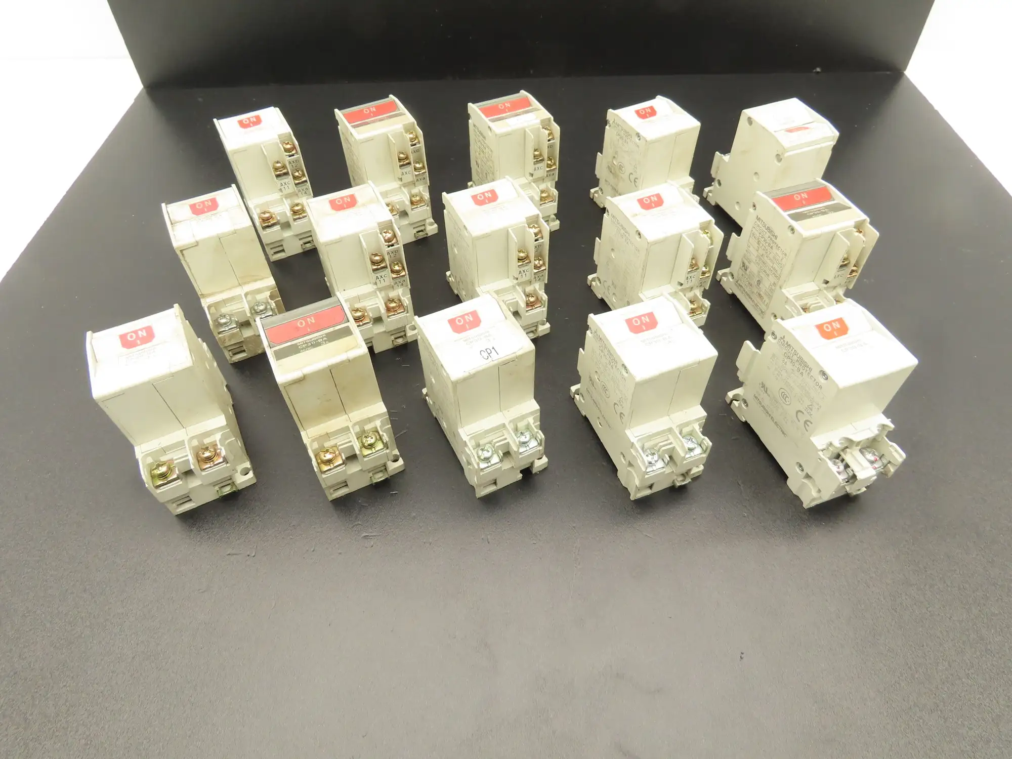 Mitsubishi CP30-BA  3A Amp Circuit Breaker Protector 2-Pole 250VAC  Lot of 15