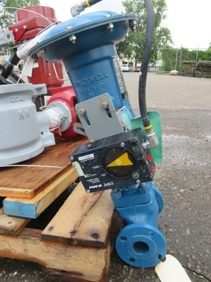 Honeywell 1.5"-150 Steam Valve with Actuator and Positioner