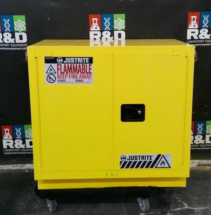 Used _UNKNOWN_ _UNKNOWN_ Hazardous Storage Units California US | R&D Laboratory Equipment #796662