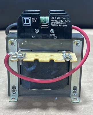 NEW SQUARE D 9070 KF300D1