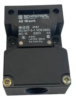 NEW SCHMERSAL AZ15ZVRK SAFETY INTERLOCK SWITCH 230V