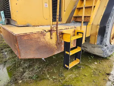 Used 2004 CATERPILLAR 990 Skid Steer Loaders British Columbia CA | Lenmark #277799