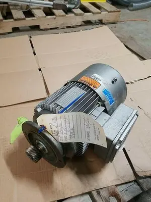 New | in-Stock SEW-EURODRIVE DFT90S4BM62HF Motors (misc) | ND Industrial Surplus #1223483
