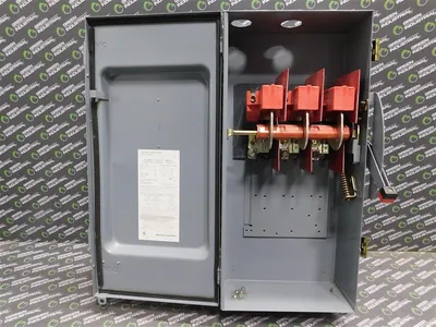 Square D HU364AWK Non-Fusible Safety Switch Ser. E1 200A 600VAC/DC 150HP Used