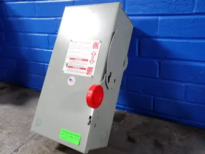 Eaton 30 A Heavy Duty Switch