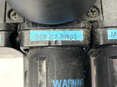 USED WILKERSON PNEUMATIC ASSEMBLY W/ B08-C2-FR00 & M08-CR00