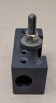 USED ALORIS CA QUICK CHANGE TOOL POST