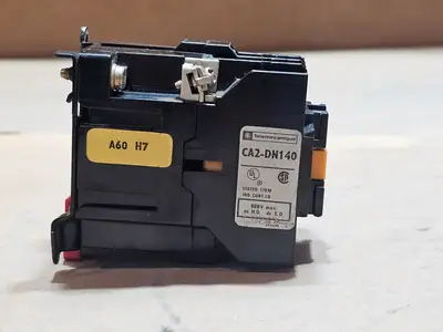 Used TELEMECANIQUE CA2-DN140 Switchgears British Columbia CA | Lenmark #1438528