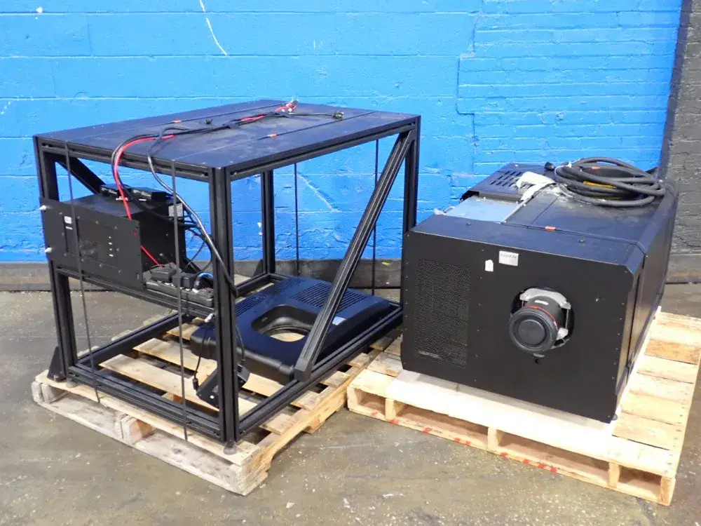USED BARCO GALAXY 4K23