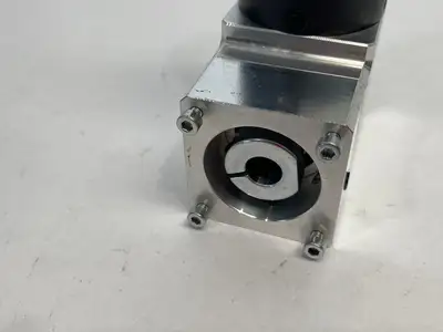 Used Neugart Right Angle Gearbox WPLE040-064-SSSB3AA-Y8/25/30/45/B5/M3 Gearboxes Michigan US | Maverick Industrial Sales #1400846