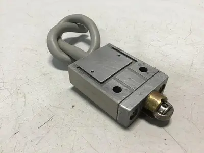 USED OMRON D4C-1602