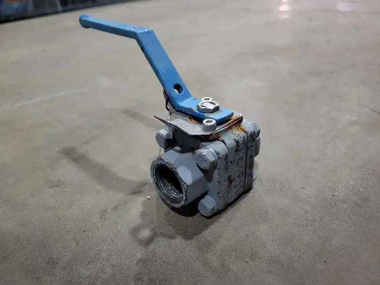 Used PBV _UNKNOWN_ Valves/Fittings British Columbia CA | Lenmark #256678