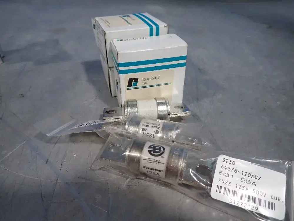 NEW BUSSMANN 64676120AUX