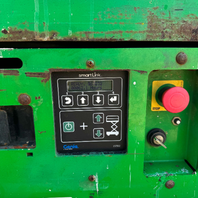 USED 2014 Genie GS-3232