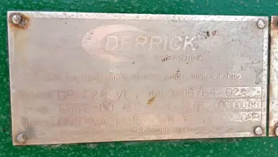 (3) Derrick DP-628 VE dual pool shale shakers.