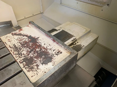 2011 MILLTRONICS VM22 Vertical Machining Centers | PM Machines (10)