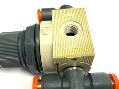 Used Metal Work Pneumatic Regulator 1/4" Ports MISSING O-RING Air Pressure Regulators Michigan US | Maverick Industrial Sales #1389819