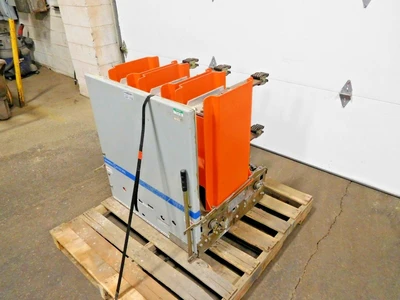 GE VB 7.2-500-3 Circuit Breakers | Equipment Recovery Corp. (3)