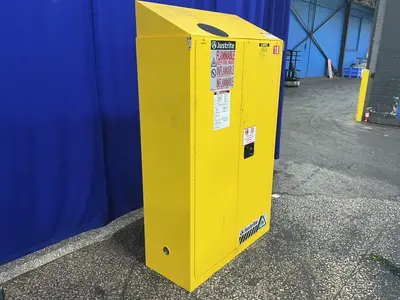 Used JUSTRITE 894520 Cabinets Ohio US | HGR 24 #1456074