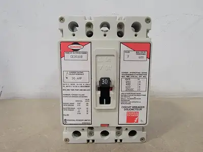 USED FEDERAL PIONEER CE3030B