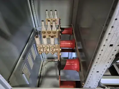 Double Fused Interrupter Switch 5 kV, 4160 Volts & Conduit Cabinet