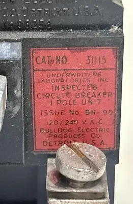 Used BULLDOG ELECTRIC 31115 Circuit Breakers | Surplus Asset Holdings #1189049