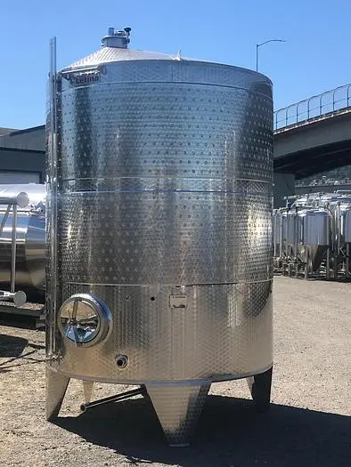 New Stock Letina 2310Gal/8750L Closed Top Jacketed Storage Tank