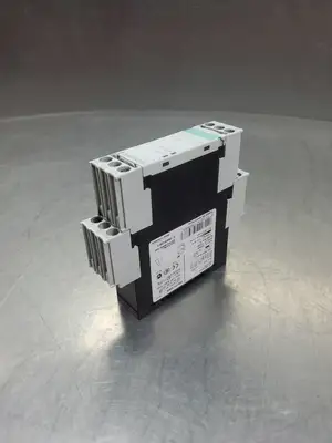USED Siemens 3RN1010-1BB00 SIRIUS Protective Relay