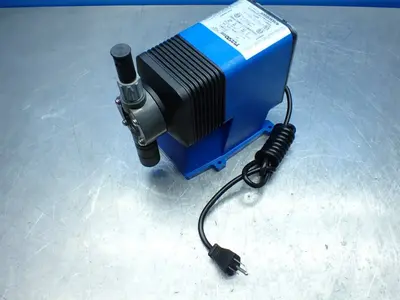 New | in-Stock PULSAFEEDER LVB3SAVTT5XXX Pumps (Metering) | HGR 24 #742864