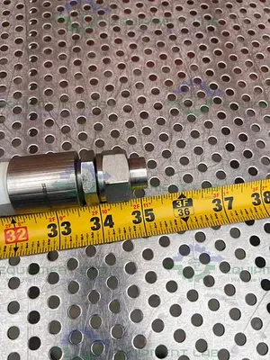 USED SANI TECH 35" GR-FDA HOSE W/ SWAGELOK QUICK CONNECT STAINLESS STEEL FITTING