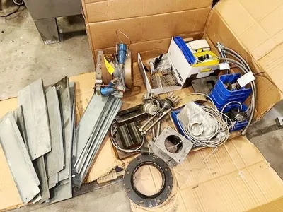 2002 LEISTRITZ ZSE100 BL/44D Extruders, twin screw | Mark One Machinery (20)