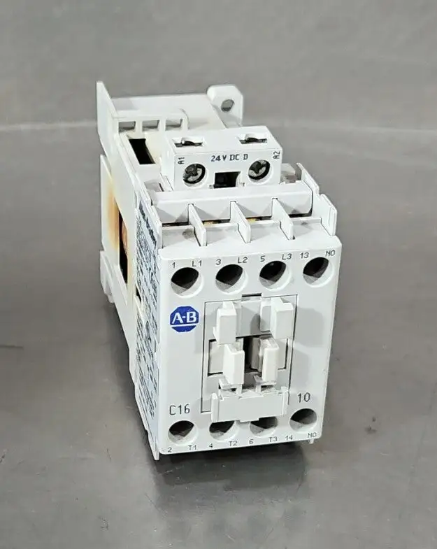 ALLEN BRADLEY 100-C16D*10 / B CONTACTOR. Loc 4E-17