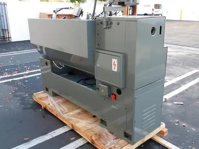 Clark 14″ x 40″ Geared Head Toolroom Lathe – Inch/Metric – NEW! W/DRO, TOOLING