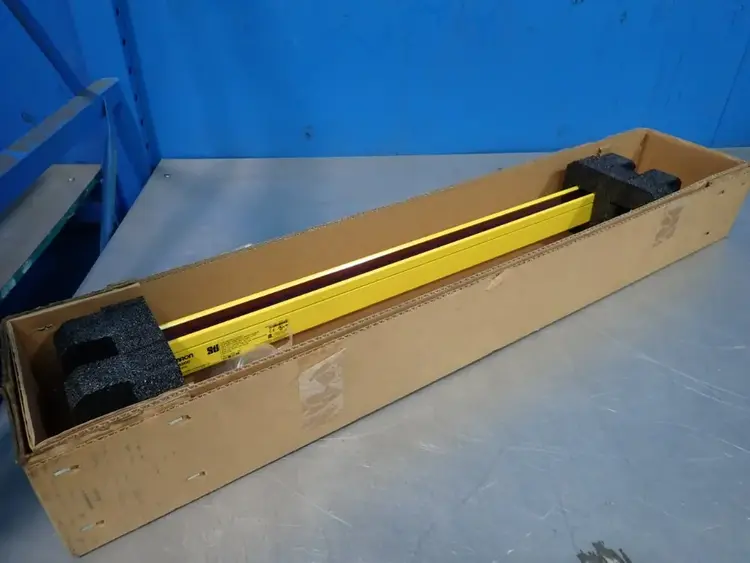 Used OMRON MS4800 Light Curtains & Grids Ohio US | HGR 24 #803601