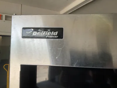 USED DELFIELD UPRIGHT FREEZER