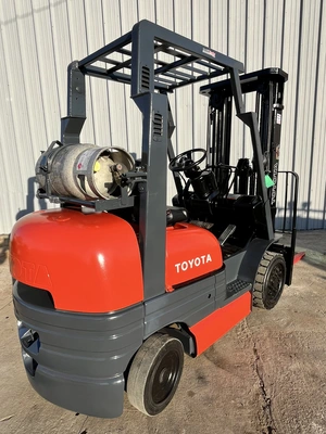 USED 1999 TOYOTA 42-6FGCU25