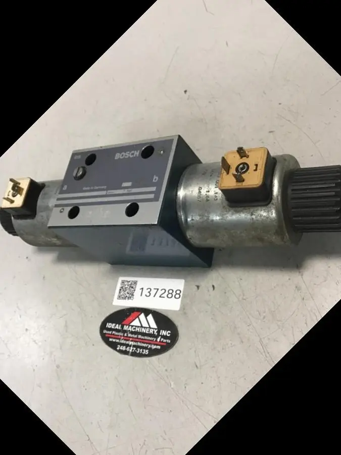 USED BOSCH 0 810 001 944