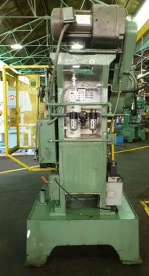 USED 1972 PERKINS 22-S