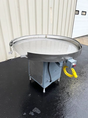 Island Equipment 48 Inch Rotary Accumulation Table