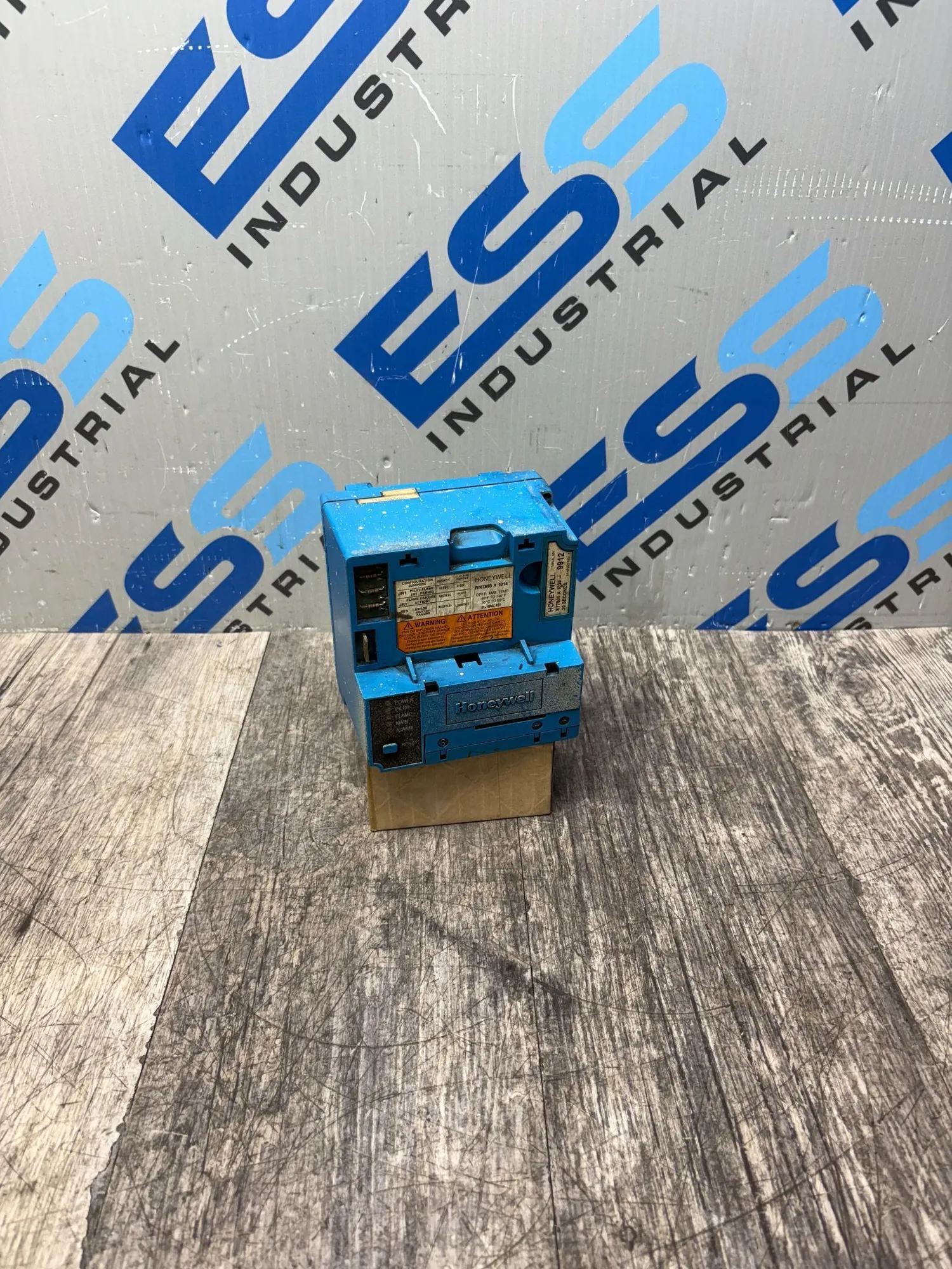 USED HONEYWELL RM7895A1014