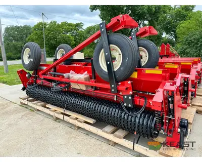 Used BRILLION _UNKNOWN_ Food Plot Seeders Iowa US | Keast Enterprises #1360122