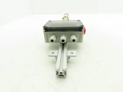 Gimatic 6755 Junction Box for Sensors 8 Inputs 24VDC with Signal Tower