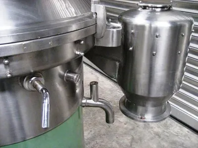 Westfalia SA 45-36-076 self-thinking clarifier centrifuge, 316SS.