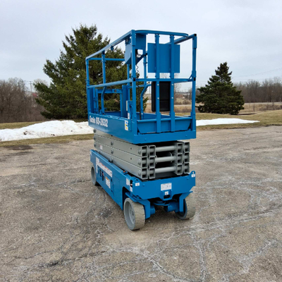 USED 2018 Genie GS-2632